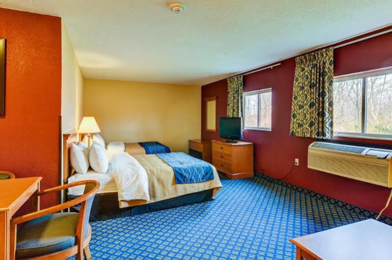 Quality Inn & Suites Seville Eksteriør billede
